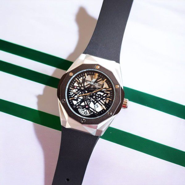 Hu_blo_t Big Bang - J646