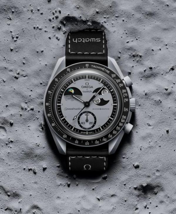 Ome_ga_Swatch_Mission_To_The_Moon