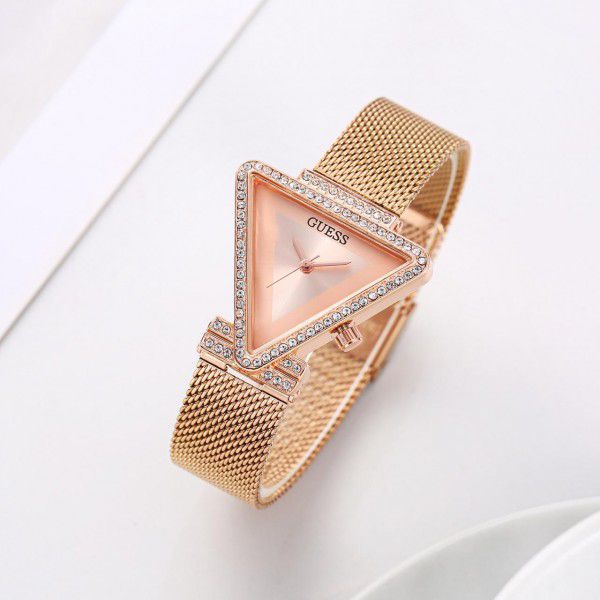 G_ues_s Tricon Quartz - J967